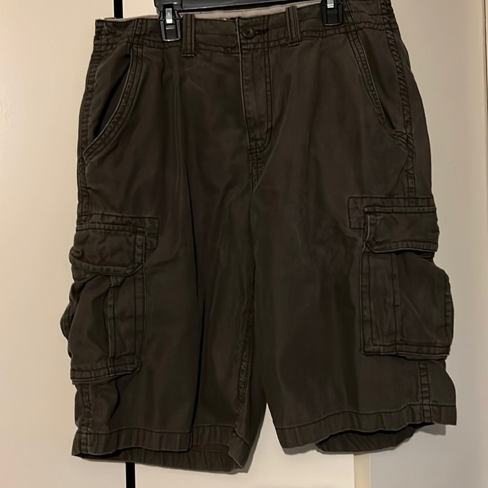 Arizona Jeans Co. Gray Cargo Shorts